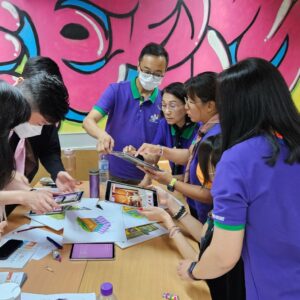與香港童軍總會訓練署合辦-第一届教練（LV2）課程，參加者在課堂上熟習SOUL Keeper應用工具的操作
